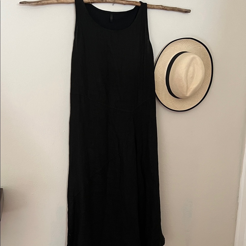 Elegant Black Maxi Dress